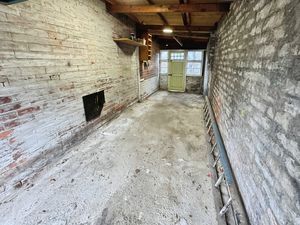 Photo 6- click for photo gallery